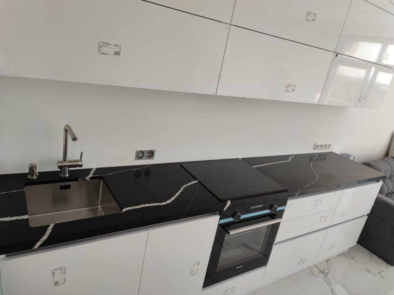 7600 Калакатта лє Нор