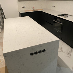 5143 White Attica