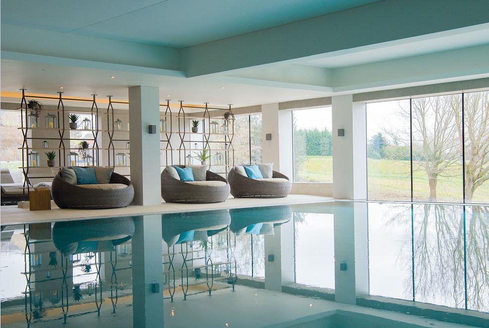 South Lodge Spa.  Хоршем, Великобритания