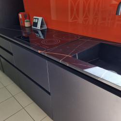 7700 Калакатта Марсель