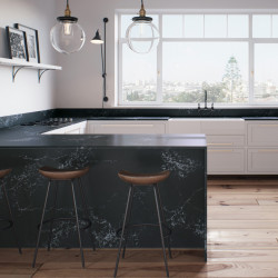 5101 Empira Black
