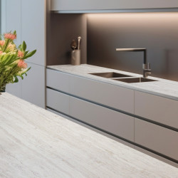 5850H Travertine Lacaze