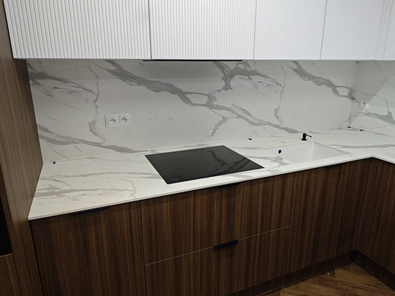 6019 Calacatta Marble