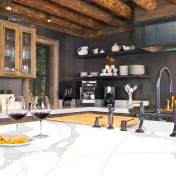 7070 Calacatta Versailles