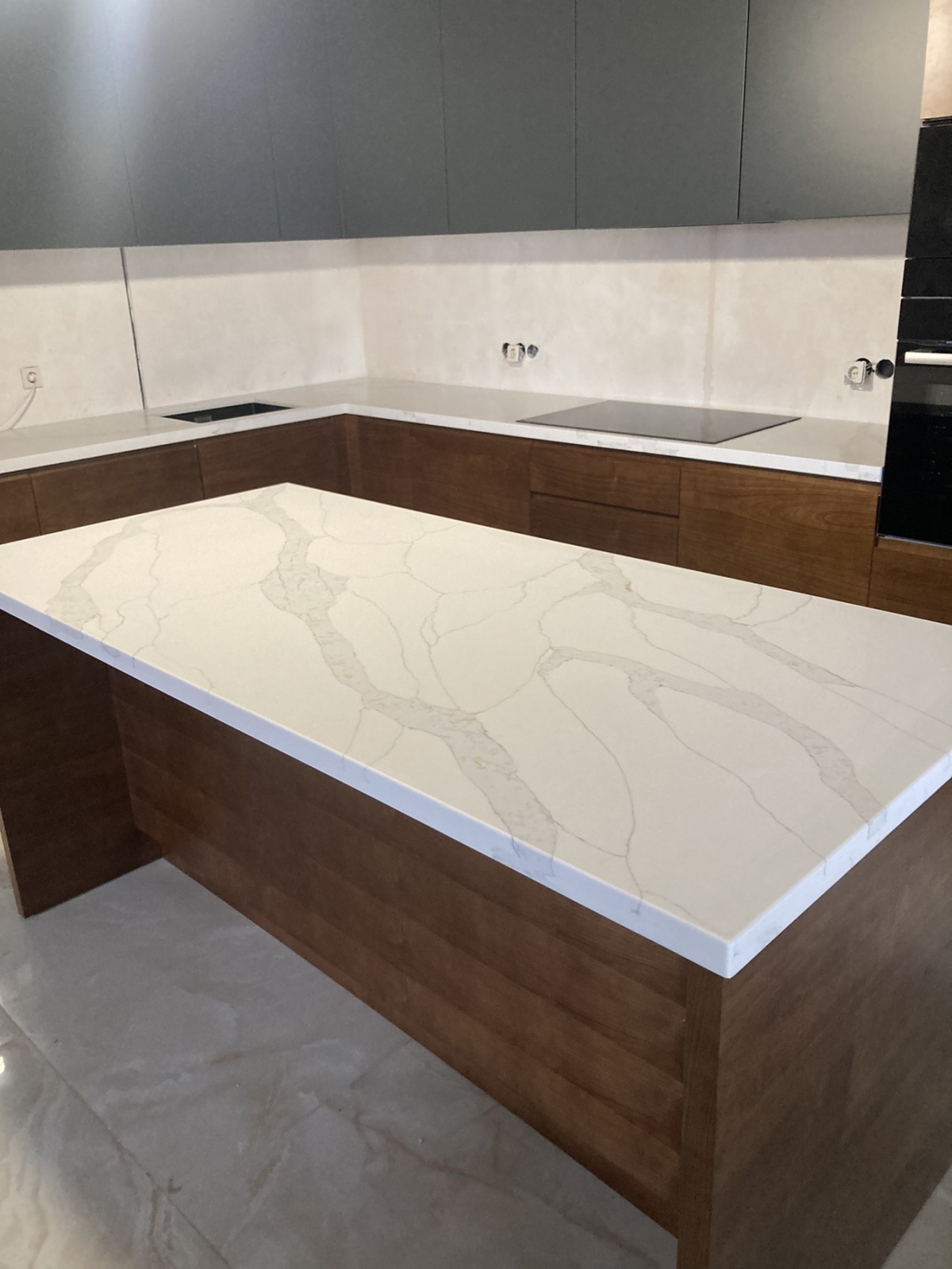 7070 Calacatta Versailles