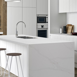 7550 Calacatta Cannes Gold
