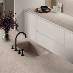 Anima Beige Fullbody 3D
