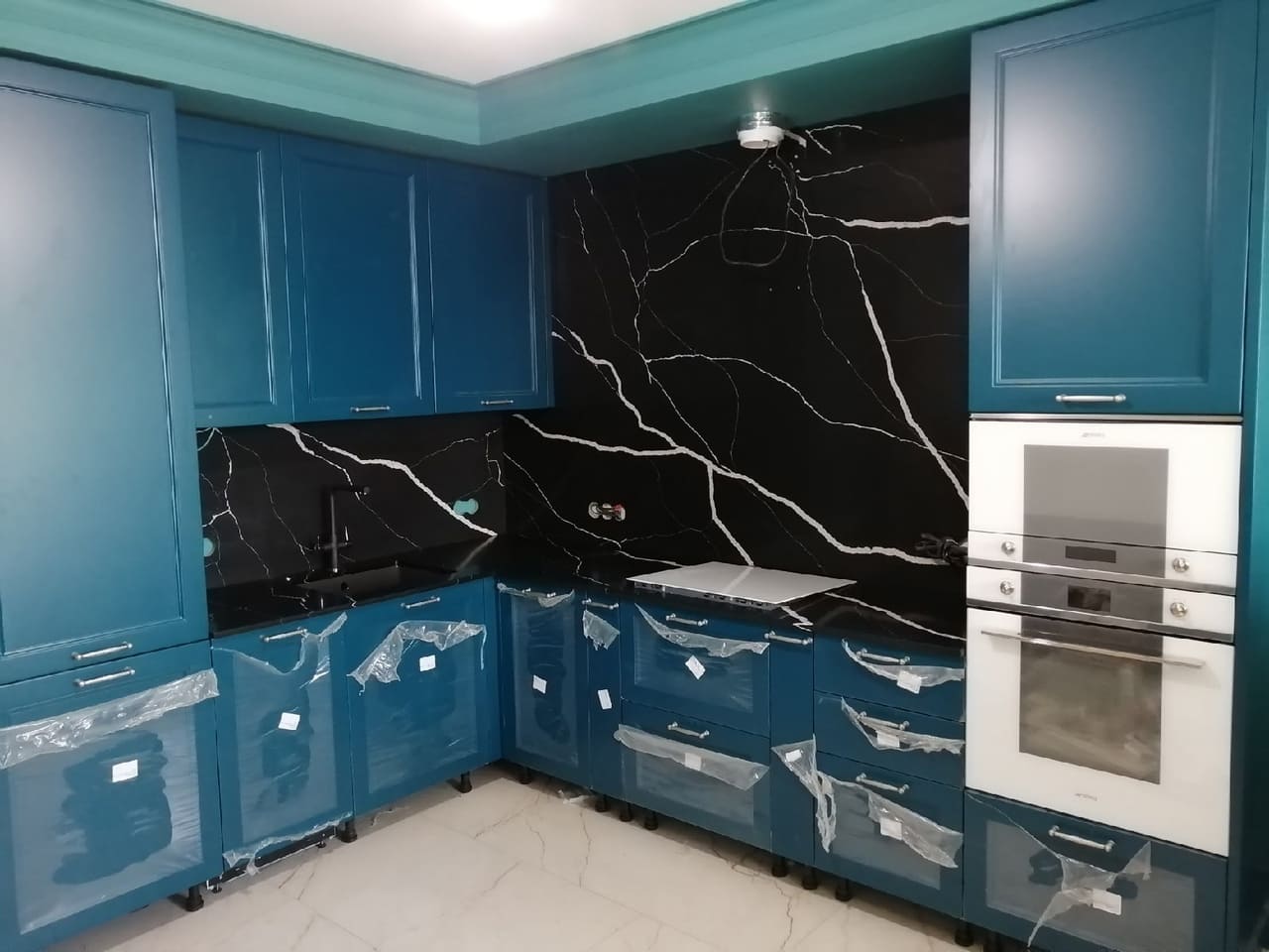 7600 Калакатта ле Нор