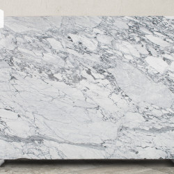 Blanco Carrara