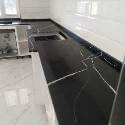 7600 Калакатта лє Нор