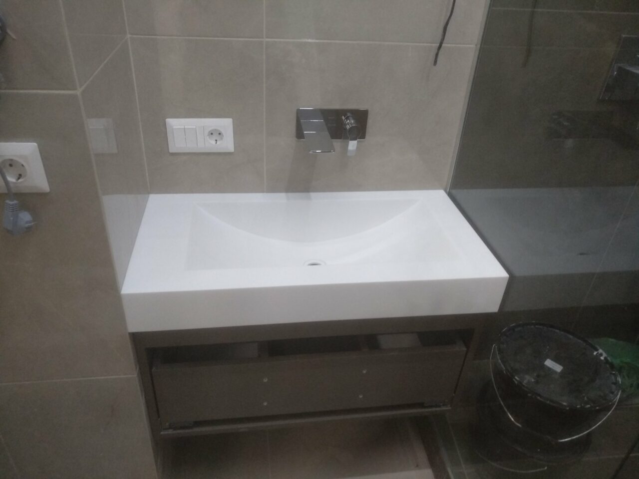 P-104 Pure White