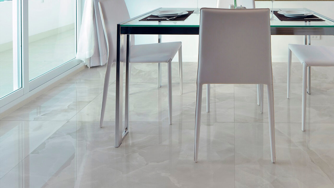 Onyx: White