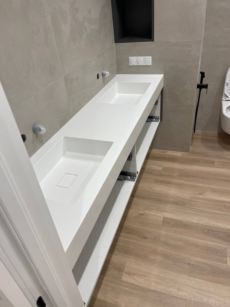 P-104 Pure White
