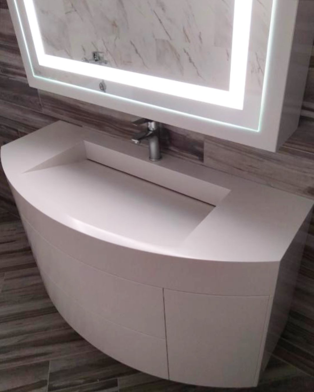 P-104 Pure White