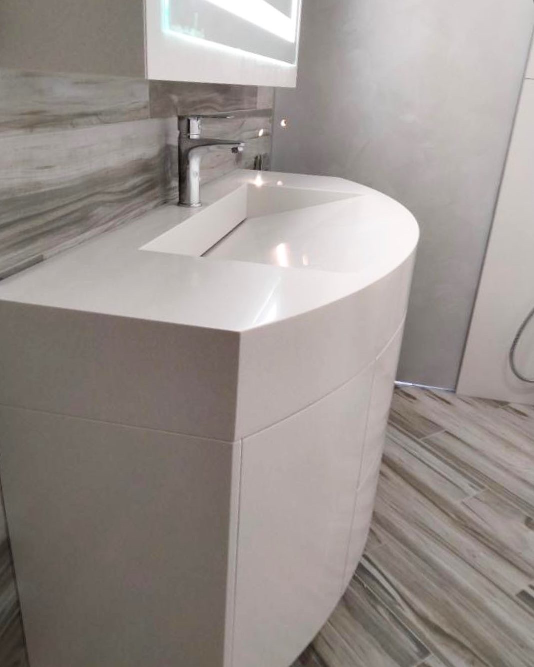 P-104 Pure White