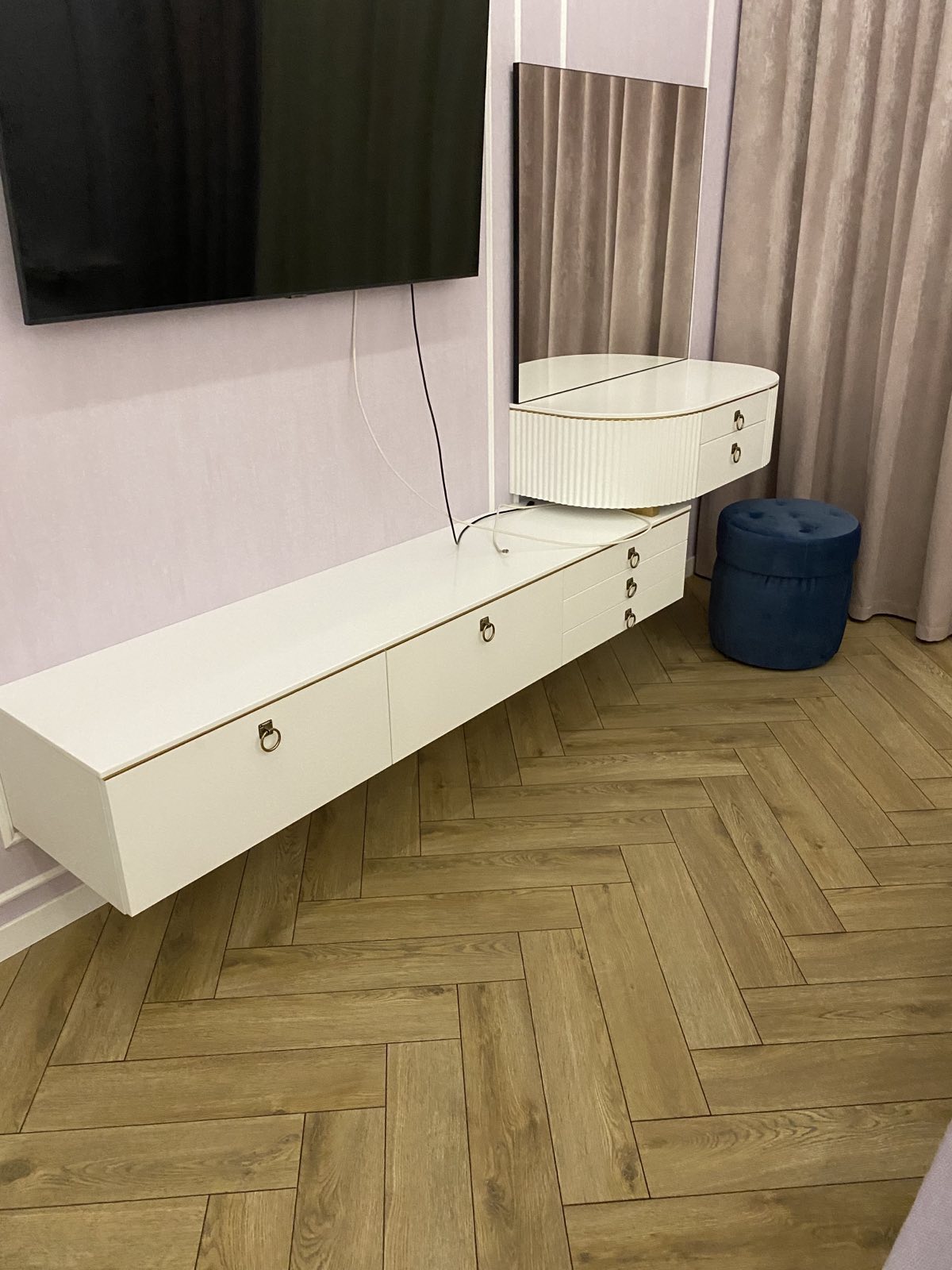P-104 Pure White