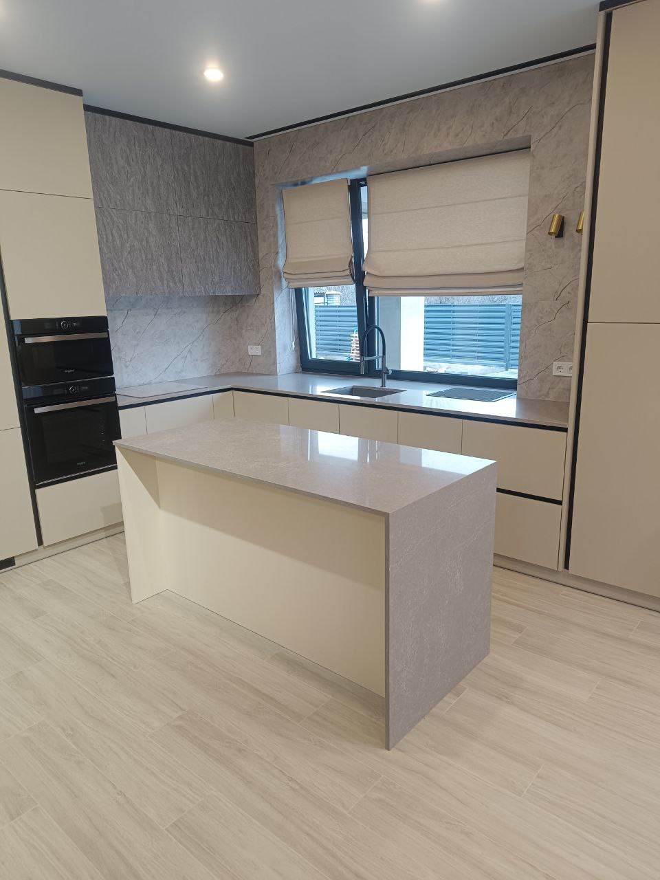 9050 Gris Fonce